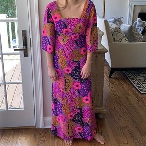 Vintage 1970s flower power maxi dress
